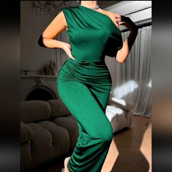 Women's Summer Solid Asymmetric Neck Ruched Elegant Jumpsuit - Picture 4 of 5